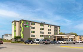 Everspring Inn